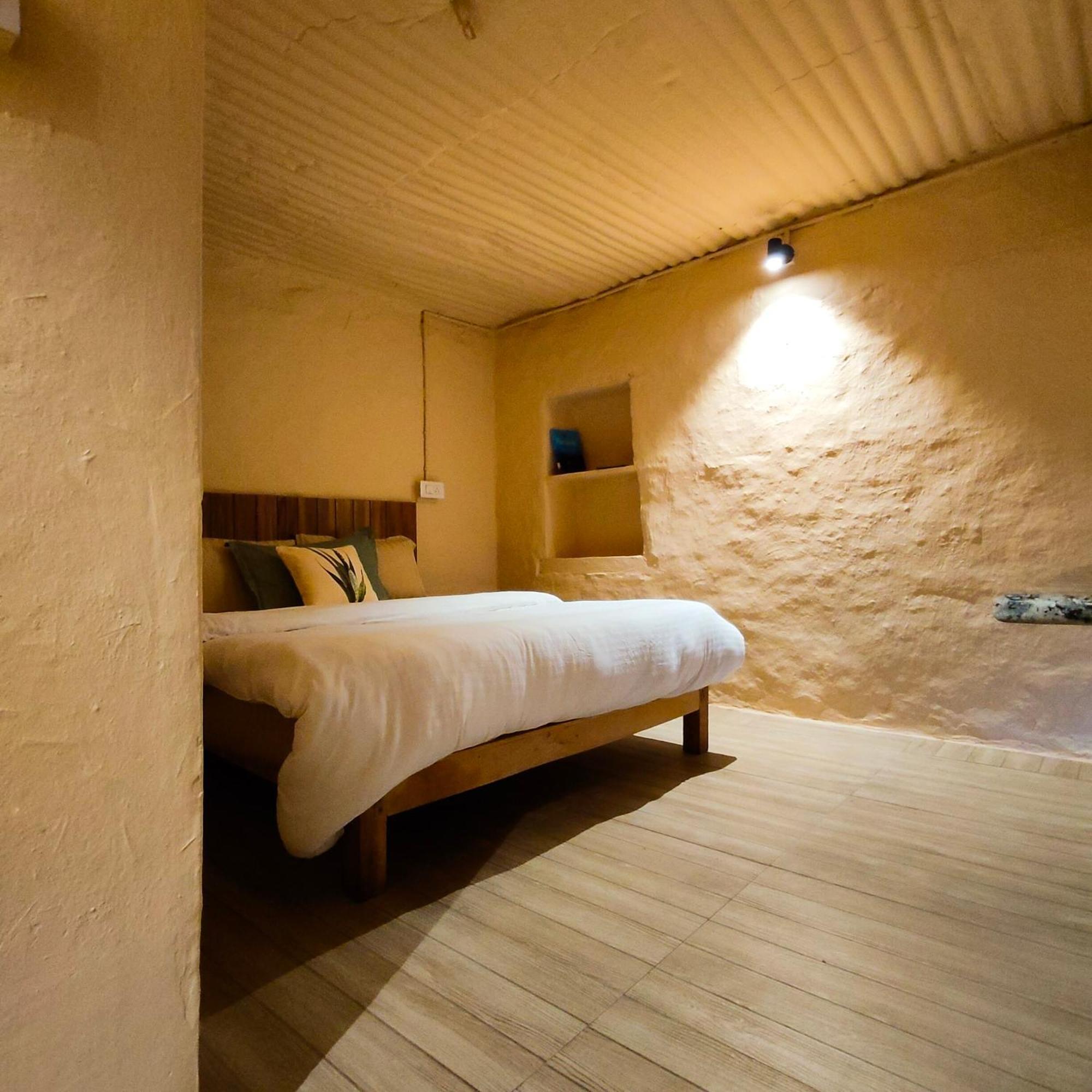 Cafe Buransh Villa Sari Dış mekan fotoğraf